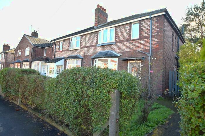 3 Bedroom Semi-Detached House To Rent In Broadhill Road, Manchester, M19