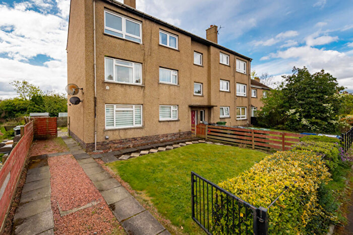 2 Bedroom Flat For Sale In Kennington Avenue, Loanhead, EH20