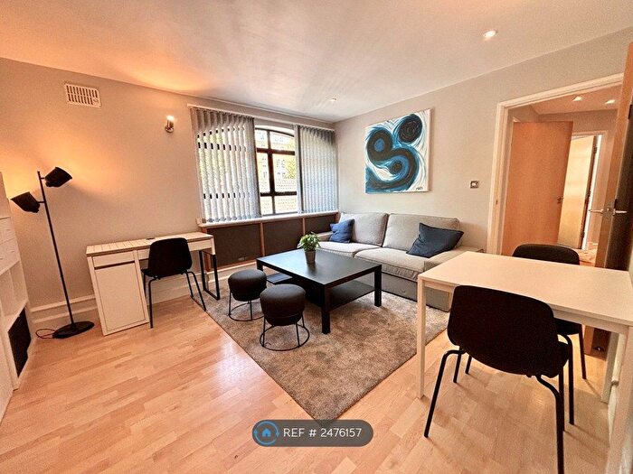 2 Bedroom Flat To Rent In Denmark Avenue, Bristol, BS1