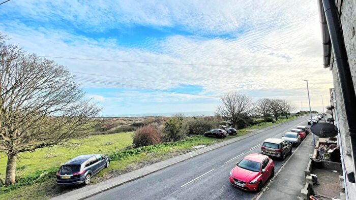 3 Bedroom Terraced House For Sale In Avalanche Road, Portland, Dorset, DT5