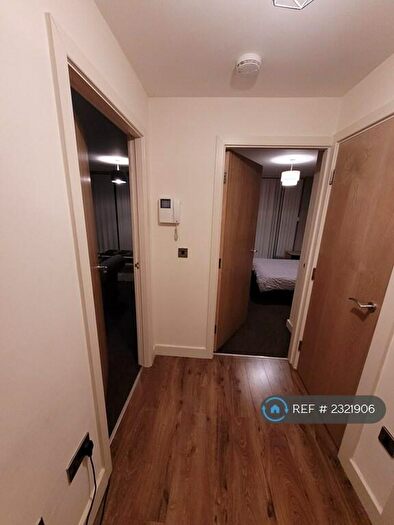 1 Bedroom Flat To Rent In Low Road, Doncaster, DN4