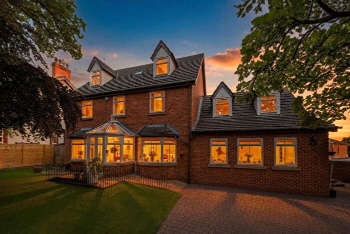 5 Bedroom Detached House For Sale In Chapeltown Road, Bromley Cross, Bolton, BL7