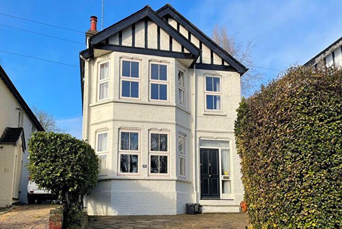 3 Bedroom Detached House For Sale In Amersham Road, High Wycombe, HP13