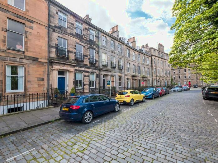 2 Bedroom Flat To Rent In Royal Crescent, New Town, Edinburgh, EH3