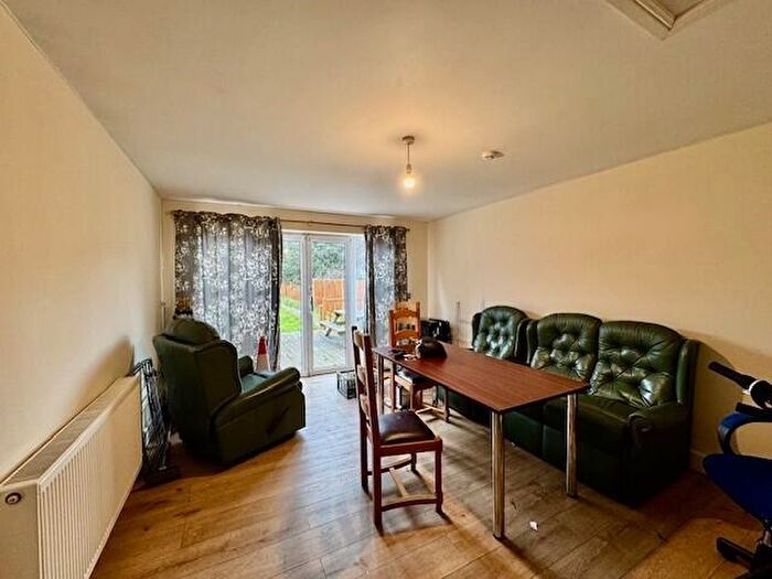 1 Bedroom House To Rent In Room, Lodge Road, Southampton, SO14