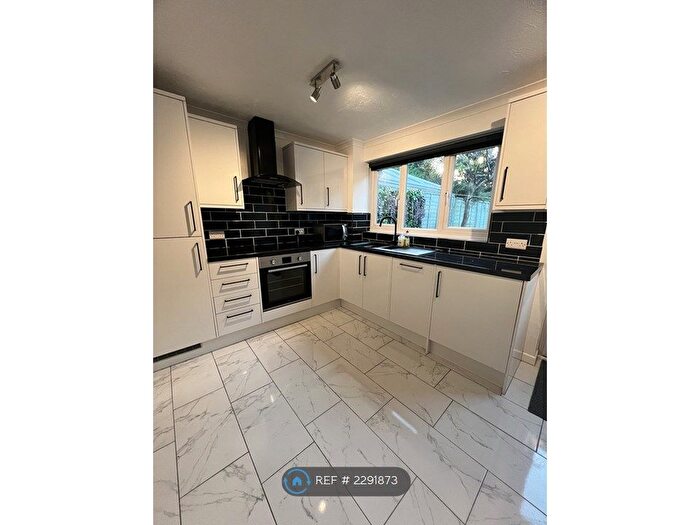 2 Bedroom End Of Terrace House To Rent In Ascot Close, Chippenham, SN14