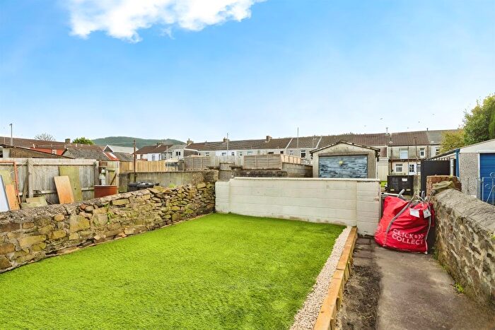 3 Bedroom Terraced House For Sale In John Street, Resolven, Neath, SA11