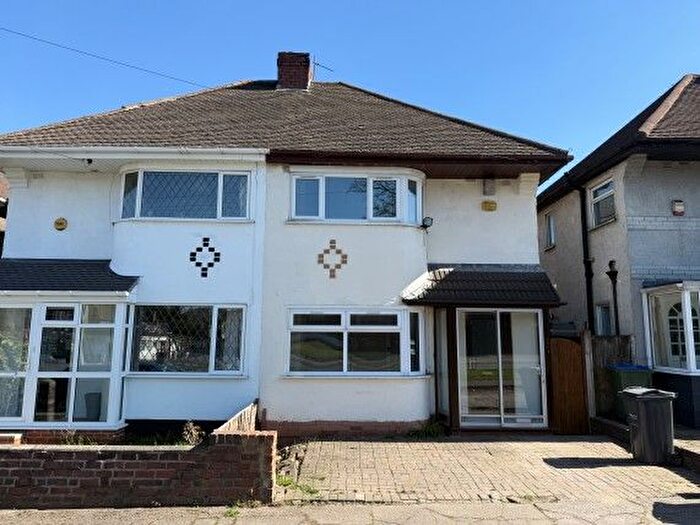 3 Bedroom Terraced House To Rent In Wolverhampton Road, Oldbury, B69