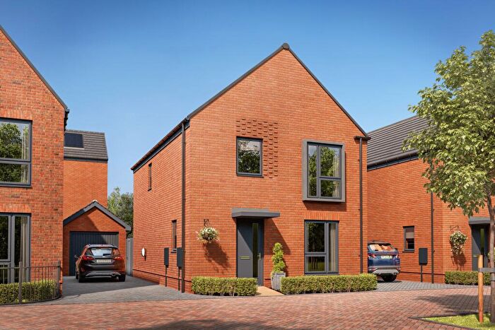 4 Bedroom Detached House For Sale In Elmers Gate, Houghton Regis, Bedfordshire, LU5