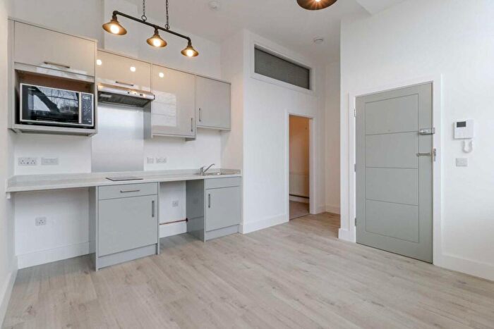 1 Bedroom Flat To Rent In Bridge Road East, Welwyn Garden City, AL7