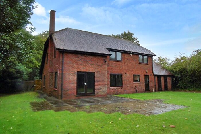 4 Bedroom Detached House To Rent In St. Johns Street, Bedford, Bedfordshire, MK42