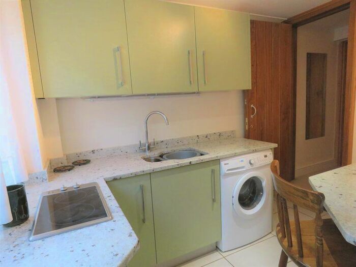 1 Bedroom Detached House To Rent In Wheeler End Common, HP14