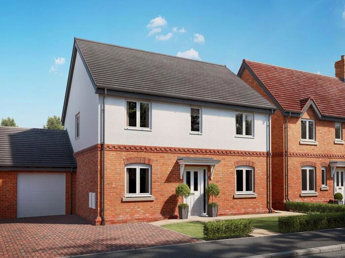 4 Bedroom Detached House For Sale In Greenham Road, Newbury, Berkshire, RG14