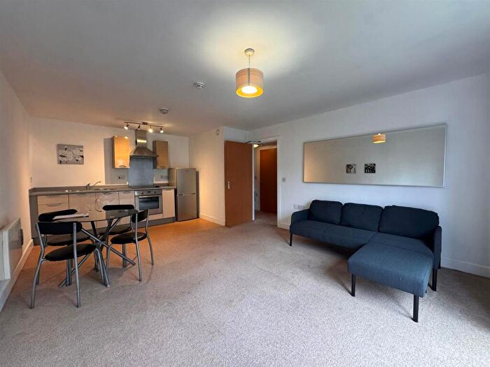 1 Bedroom Apartment To Rent In Slater House, Lamba Court, Salford, M5