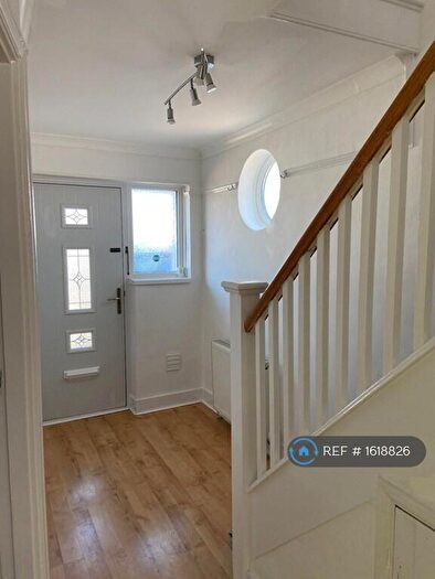 3 Bedroom Semi-Detached House To Rent In Chalk Road, Kent, DA12