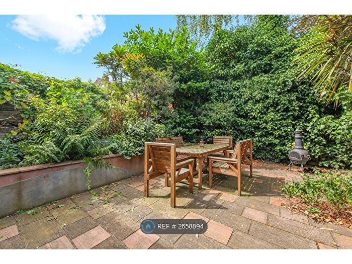 1 Bedroom Flat To Rent In Gladwell Road Crouch End, London, N8