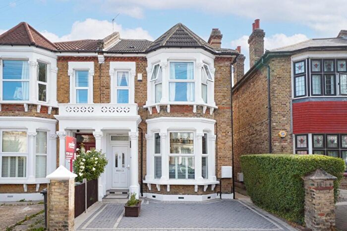 3 Bedroom House For Sale In Elsinore Road, Forest Hill, London, SE23