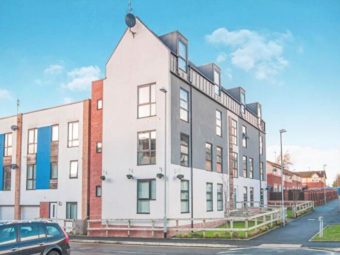 3 Bedroom Apartment To Rent In Hollies Lane, Salford, M5