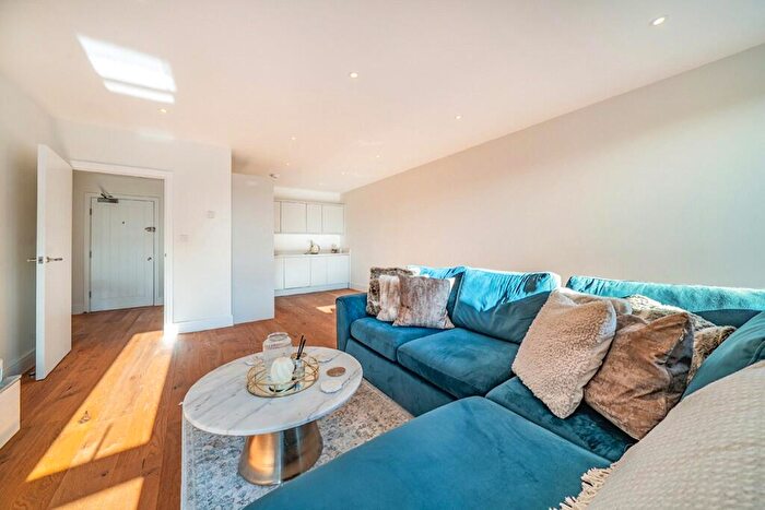 1 Bedroom Apartment For Sale In Boomtown Apartments, Progressive Close, Sidcup, DA14