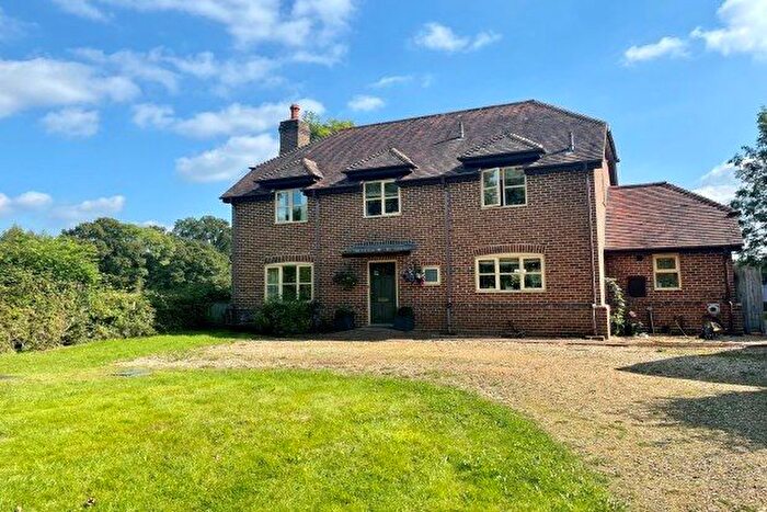 3 Bedroom Detached House To Rent In Warrens Lane Bramshaw, Lyndhurst, SO43