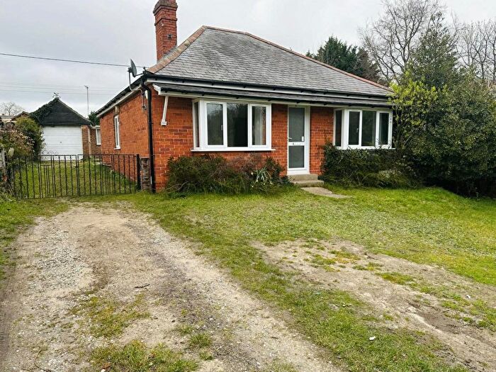 3 Bedroom Detached Bungalow For Sale In Sunnyside, Orchard Close, Hermitage, RG18