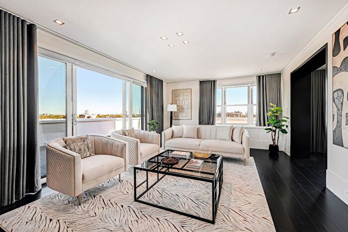 4 Bedroom Flat To Rent In Kingston House South, Ennismore Gardens, SW7