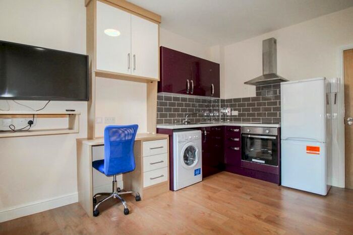 Studio To Rent In Apt, Lofthouse Residence #, LS2