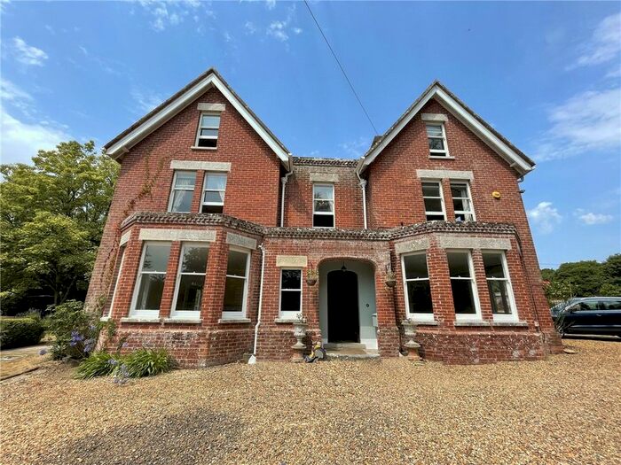 8 Bedroom Detached House To Rent In Upper Street, Breamore, Fordingbridge, Hampshire, SP6