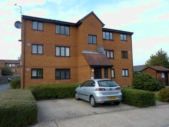 Studio To Rent In John Silkin Lane, London, SE8