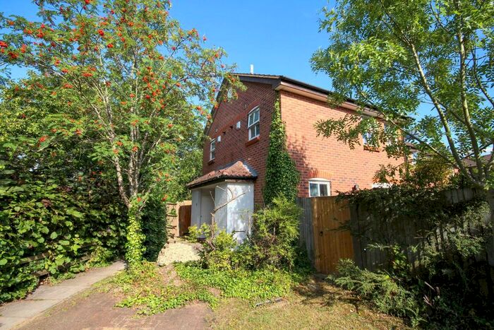 1 Bedroom Property To Rent In Mary Mead, Warfield, RG42