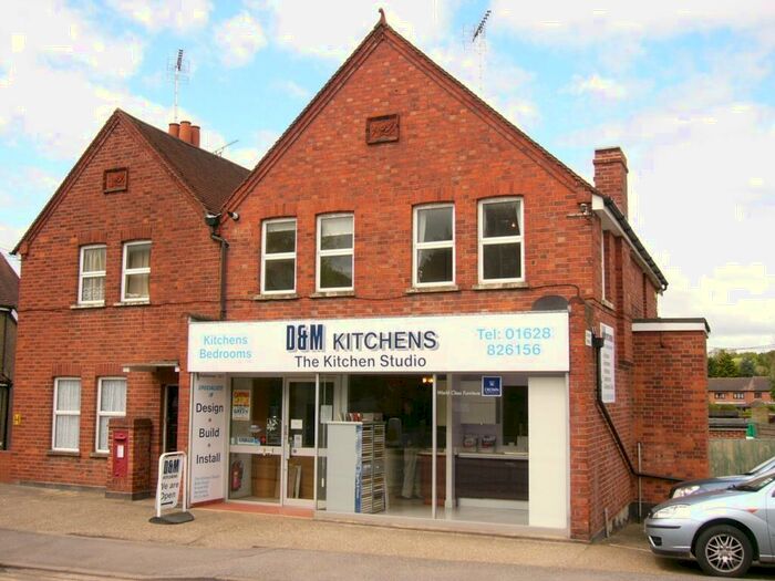 Studio To Rent In Weirholme, Bath Road, Knowl Hill, RG10