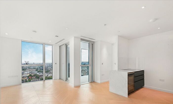 2 Bedroom Apartment For Sale In City Road, London, EC1V
