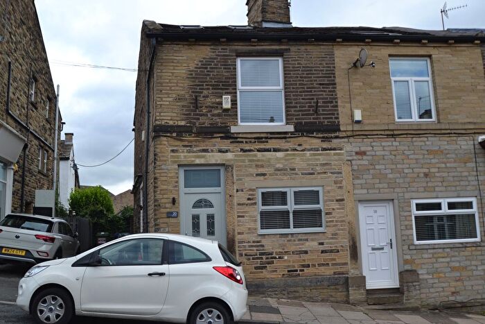 3 Bedroom Terraced House For Sale In High Street, Idle, Bradford, BD10