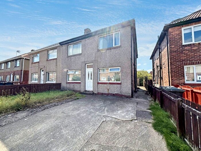 2 Bedroom Flat For Sale In Sydney Grove, Wallsend, NE28