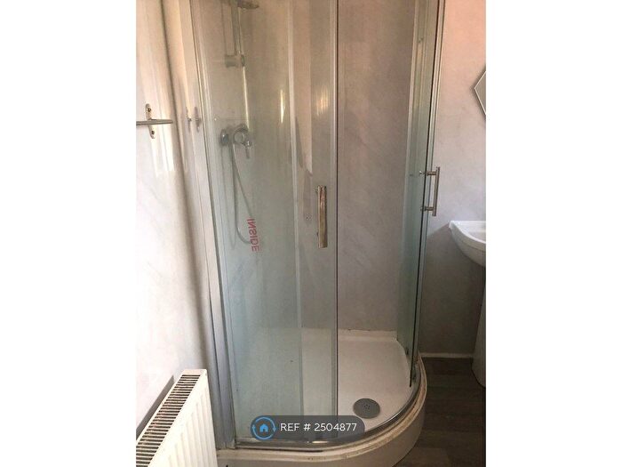 3 Bedroom End Terrace House To Rent In Wash Lane, Birmingham, B25