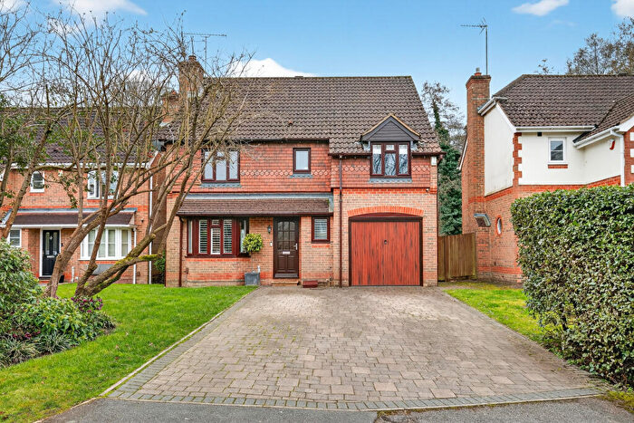 4 Bedroom Detached House For Sale In Foxglove Close, Winkfield Row, RG42