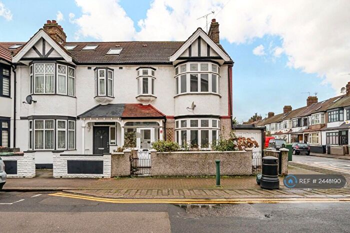 3 Bedroom End Of Terrace House To Rent In Flempton Road, London, E10