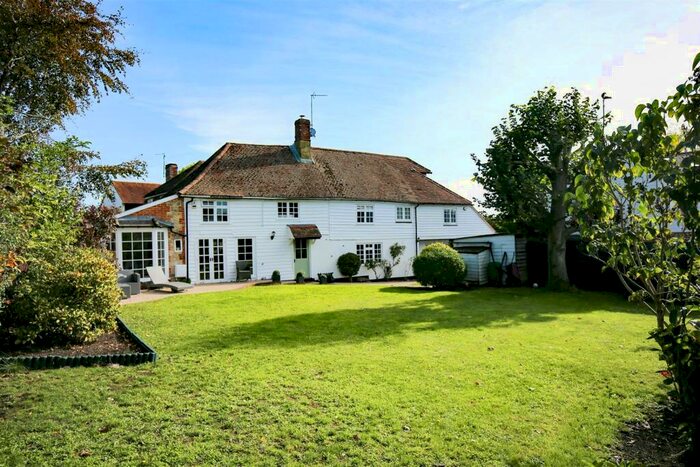 4 Bedroom Detached House For Sale In The Street, Mereworth, Maidstone, ME18