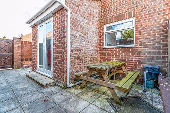 1 Bedroom End Of Terrace House For Sale In Melrose Close, Southsea, PO4