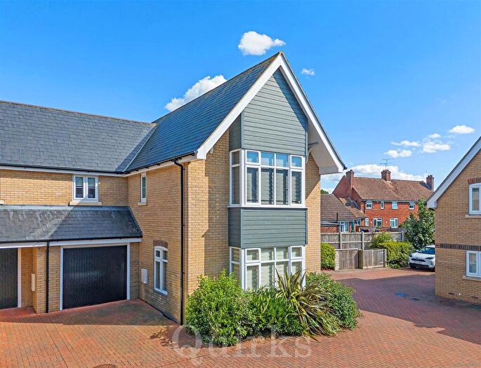 3 Bedroom Semi-Detached House For Sale In Brookmans View, Stock, CM4