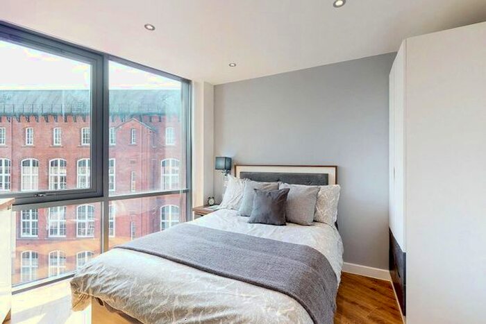 Studio To Rent In Woodhouse Square, Leeds, LS3