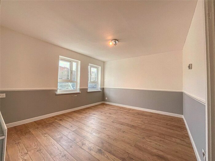 3 Bedroom Terraced House To Rent In Eringden, Wilnecote, Tamworth, Staffordshire, B77