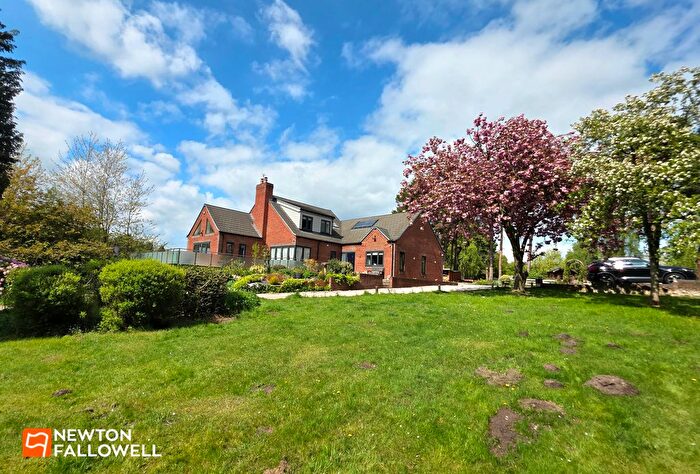 5 Bedroom Detached House For Sale In Longdale Lane, Ravenshead, Nottingham, NG15