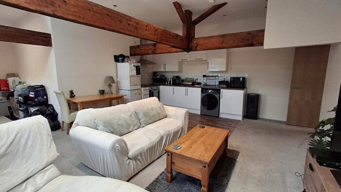 3 Bedroom Apartment To Rent In George Street, Newark, NG24