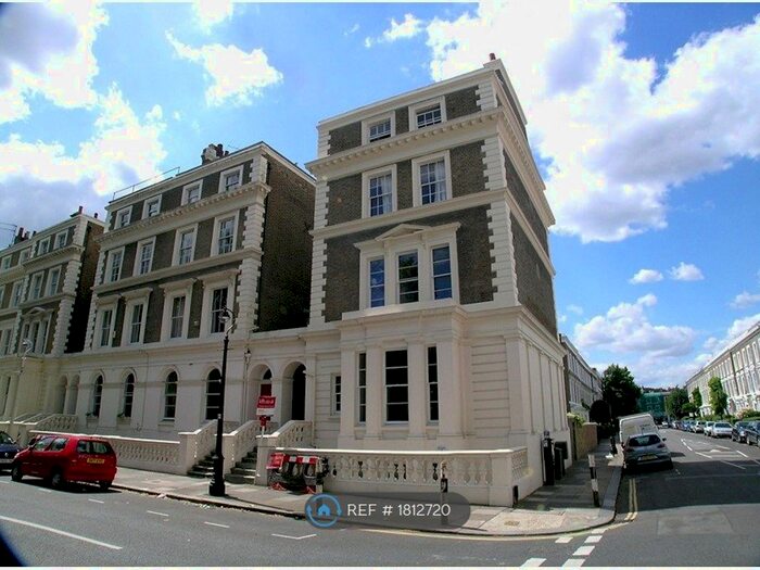 2 Bedroom Flat To Rent In Albert Square, London, SW8