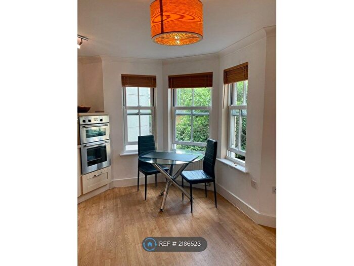 3 Bedroom Terraced House To Rent In St. Matthews Gardens, Cambridge, CB1