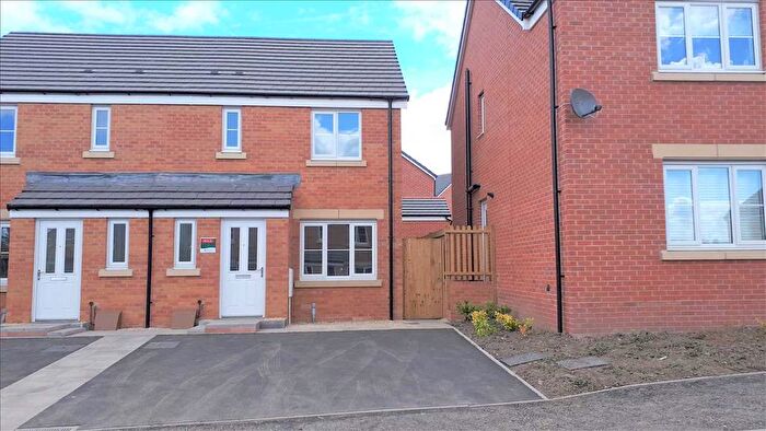3 Bedroom Semi-Detached House To Rent In Heol Cae Pownd, Cefneithin, Llanelli, SA14