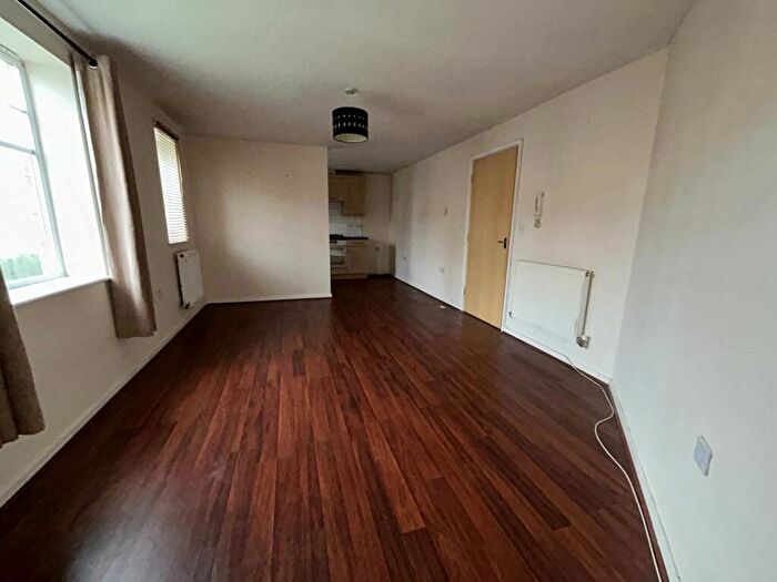 2 Bedroom Flat For Sale In Foster Drive, St James's Village, Gateshead, Tyne And Wear, NE8