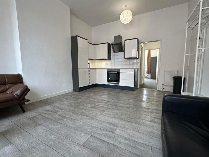 1 Bedroom Flat To Rent In Cave Street, Bristol, BS2