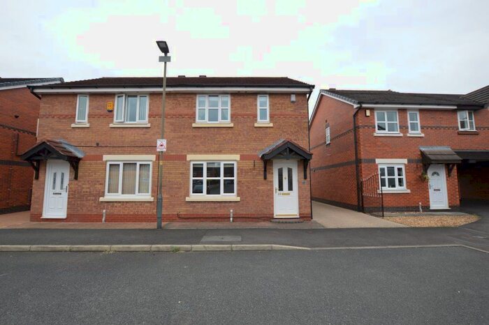 3 Bedroom Semi-Detached House To Rent In Elvington Close, Wigan, WN5